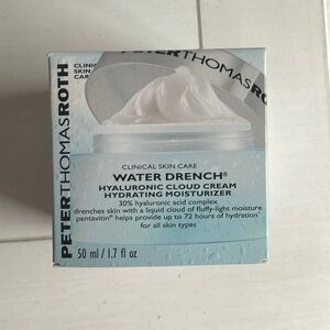 Peter Thomas Roth Hyaluronic Cloud Cream Hydrating Moisturizer